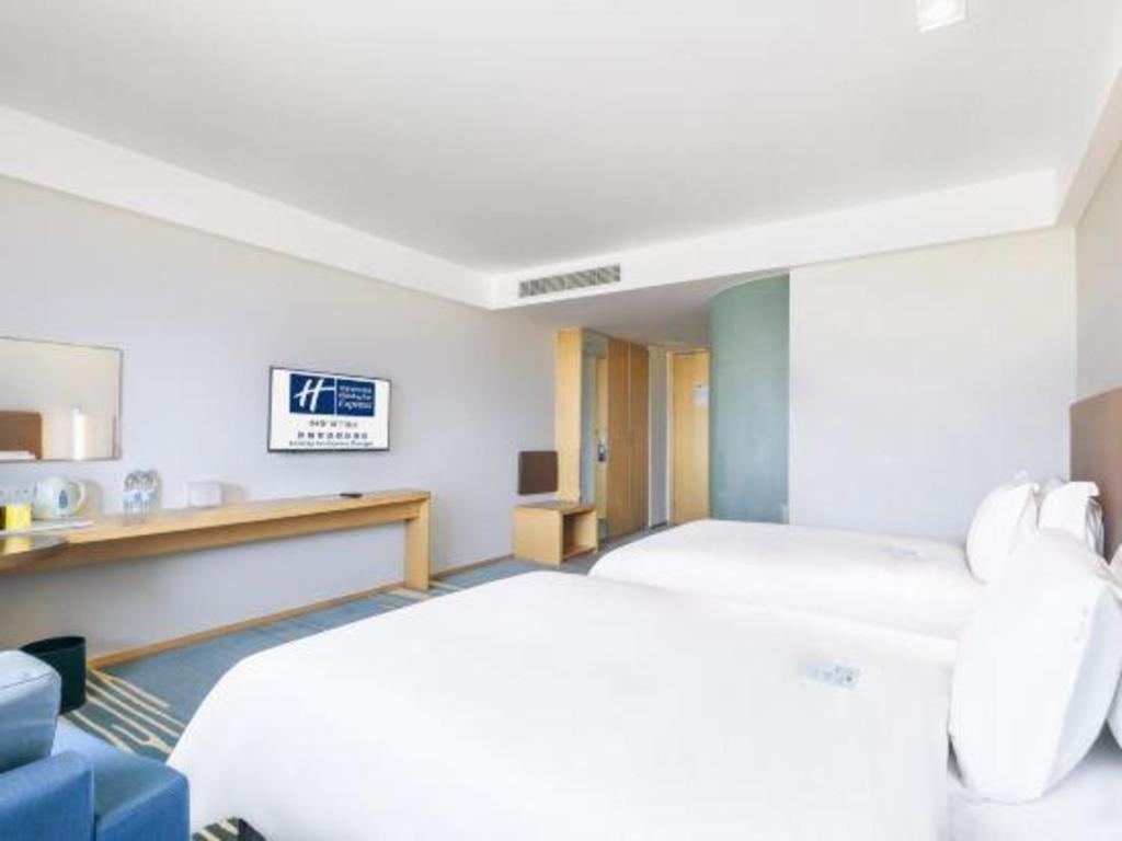 Holiday Inn Express Zhangye By Ihg Exterior foto
